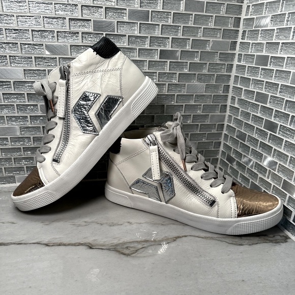 Dolce Vita Shoes - Dolce Vita Zonya leather hightop size 8.5